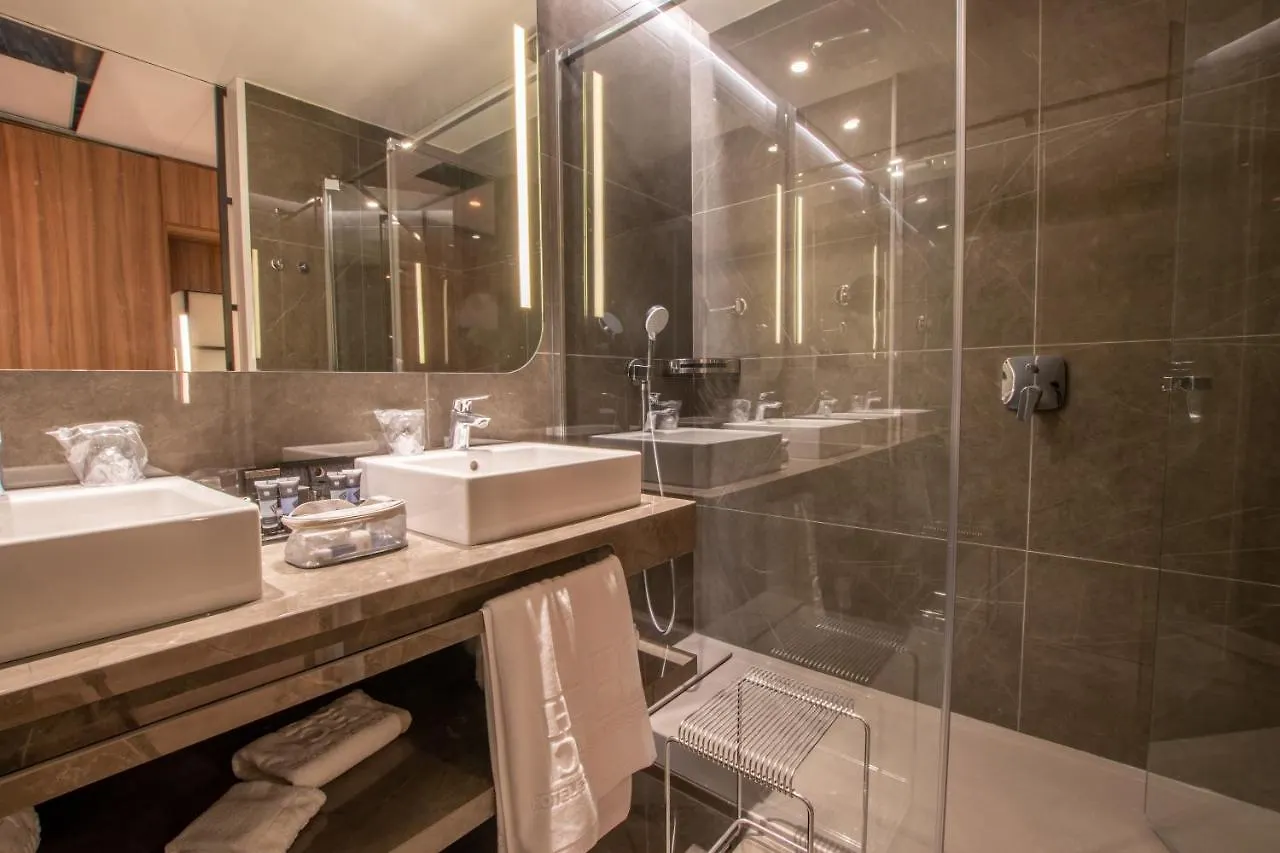 Hotel Giralda Center Seville 4*,  Spain